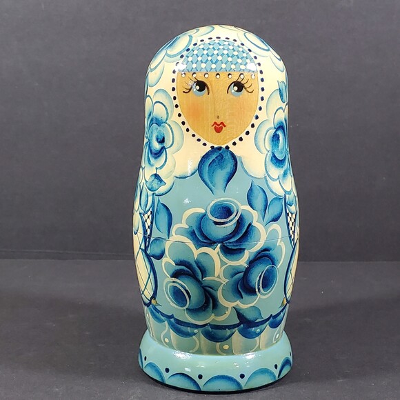 Vintage Russian Matryoshka Nesting Dolls, Blue Floral Woman Dolls, 1.75 - 5" - Picture 6 of 9